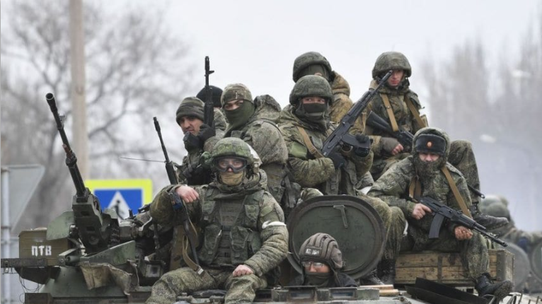 What weapons are being supplied to Ukraine?